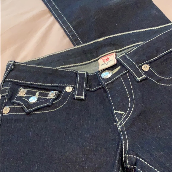 True Religion Jeans. Embellished pockets. Size 26 - Picture 4 of 5